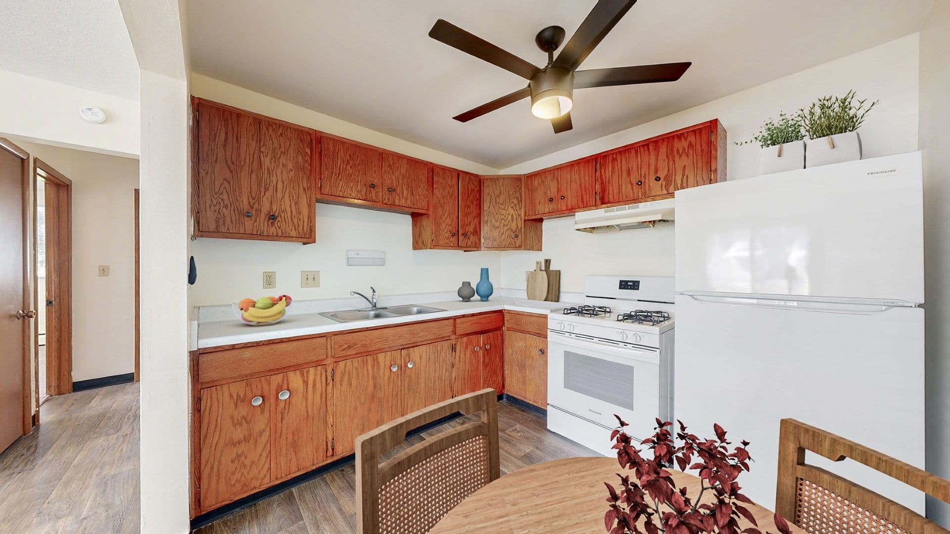 Richfield Apartment: 6321 - 6329 Pleasant Ave S