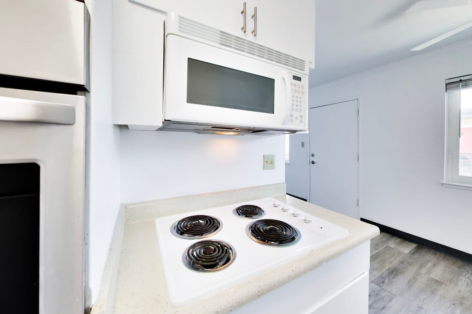 San Leandro Apartment: 1200 Davis Street