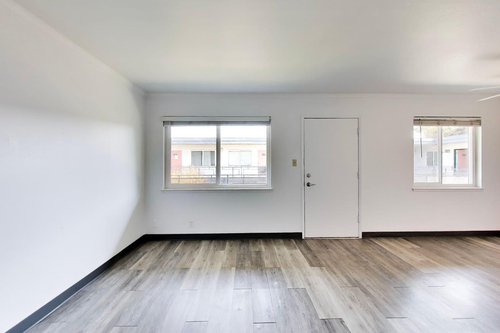 San Leandro Apartment: 1200 Davis Street