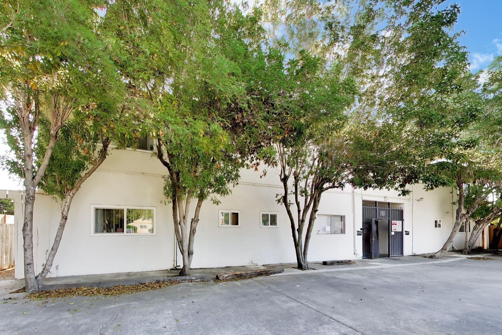 San Leandro Apartment: 1200 Davis Street