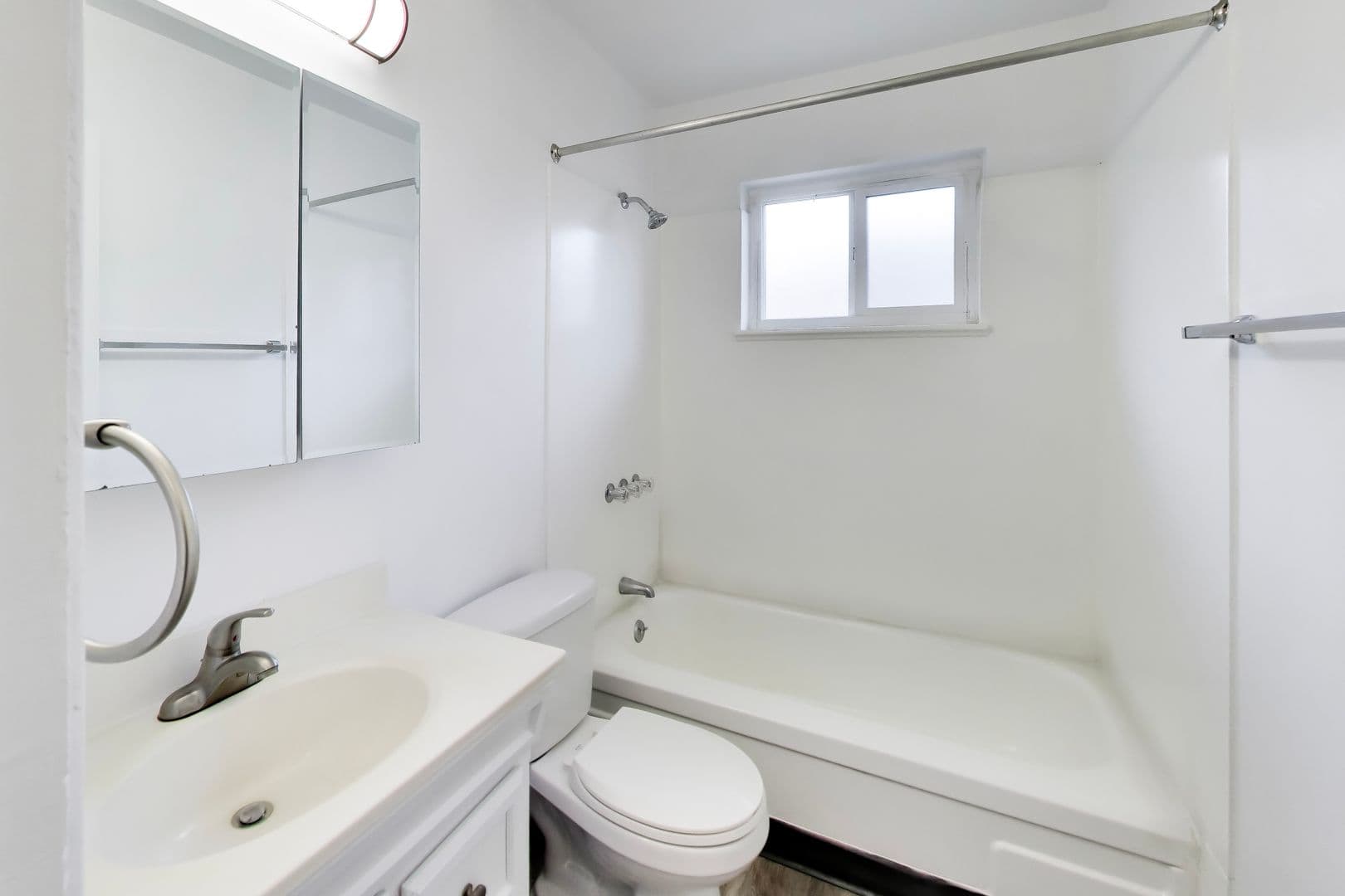 San Leandro Apartment: 1200 Davis Street