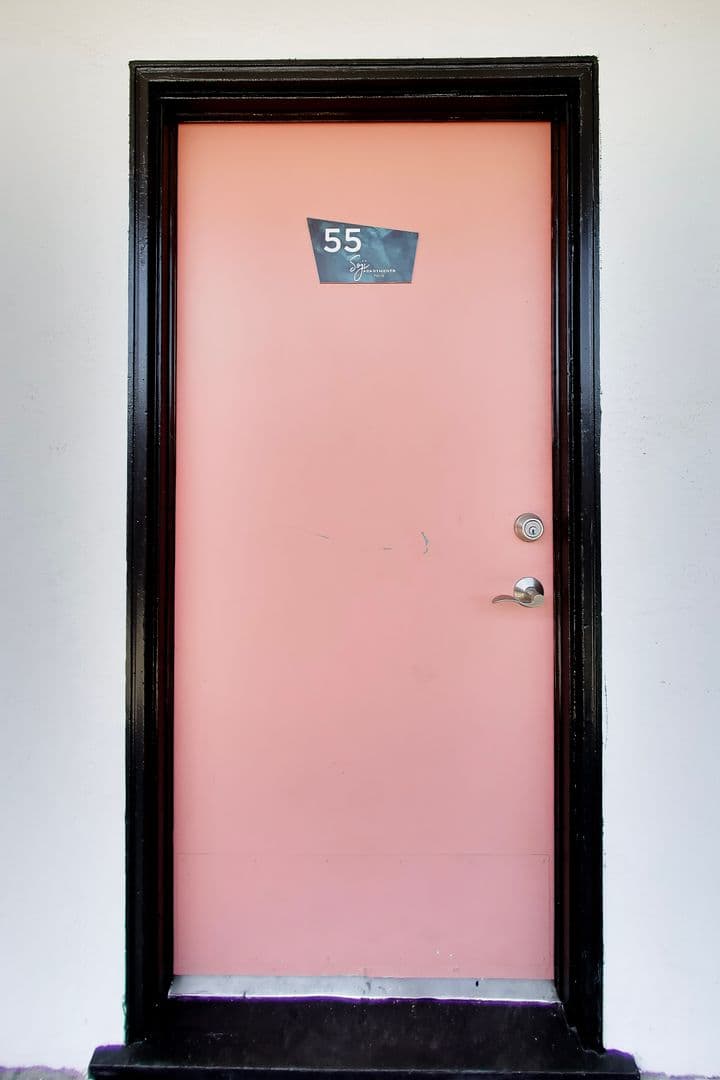 San Leandro Apartment: 1200 Davis Street