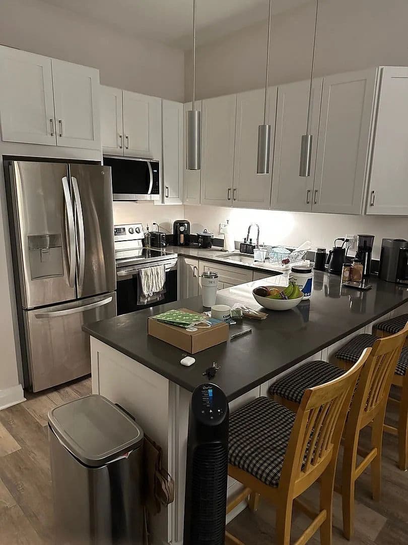 Philadelphia Apartment: 237 Chestnut St