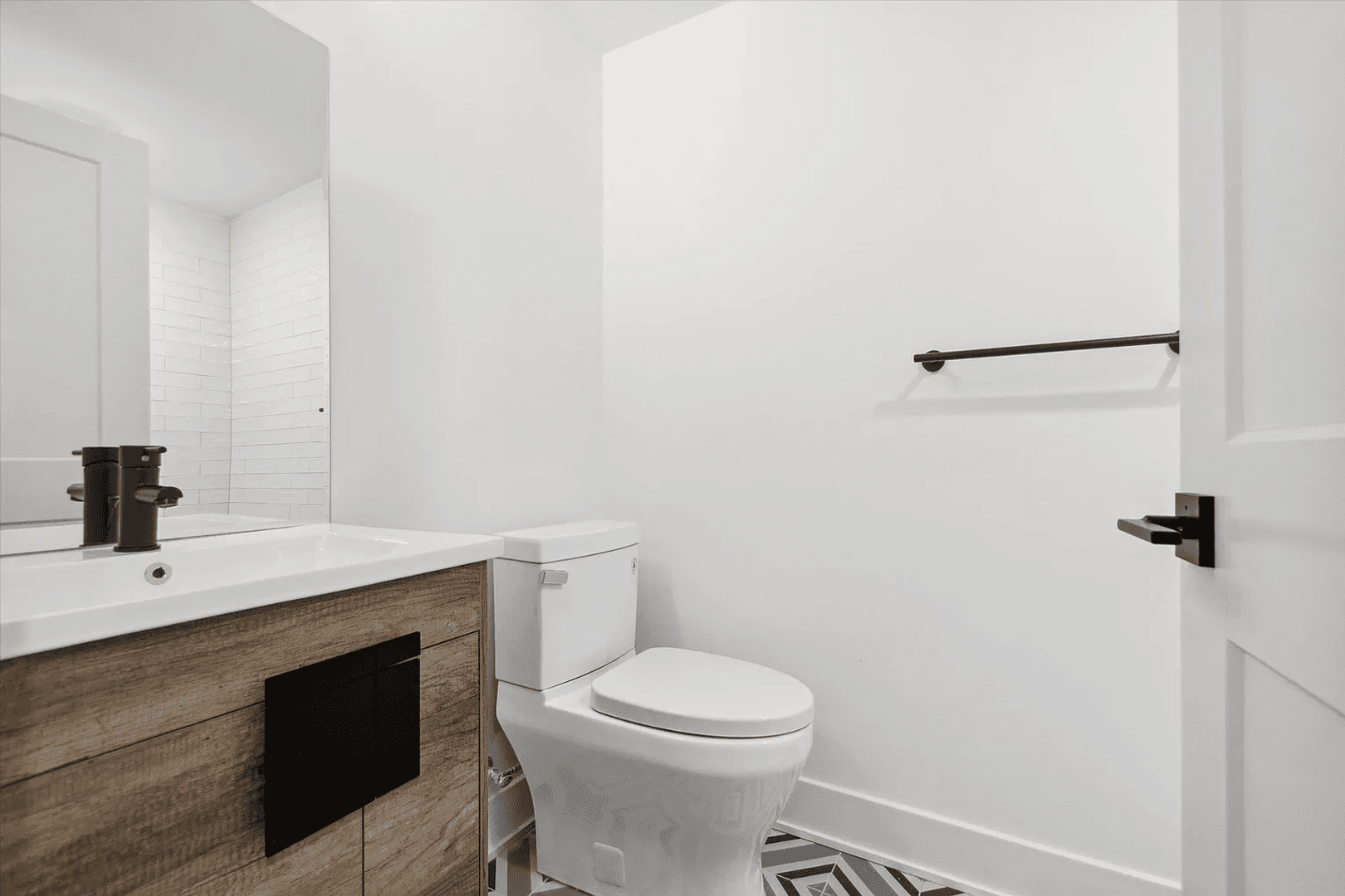Philadelphia Apartment: 1834 N 18th St