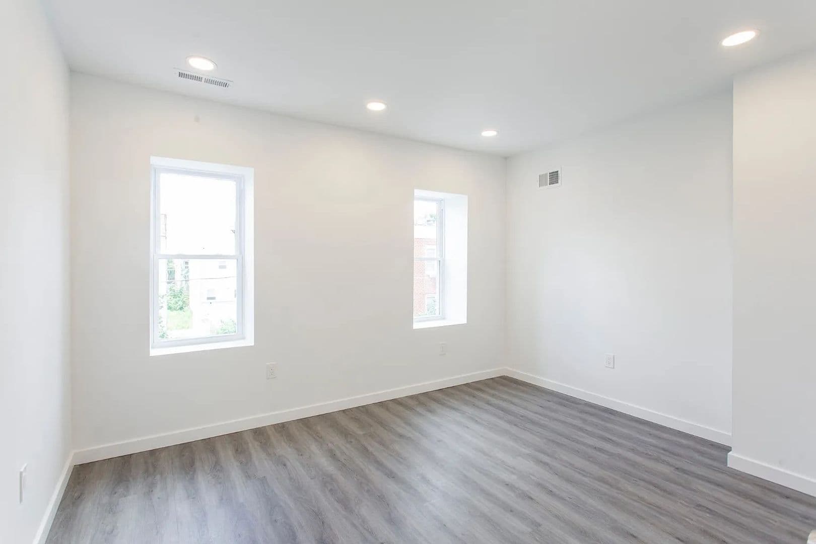 Philadelphia Apartment: 2131 N 8th St
