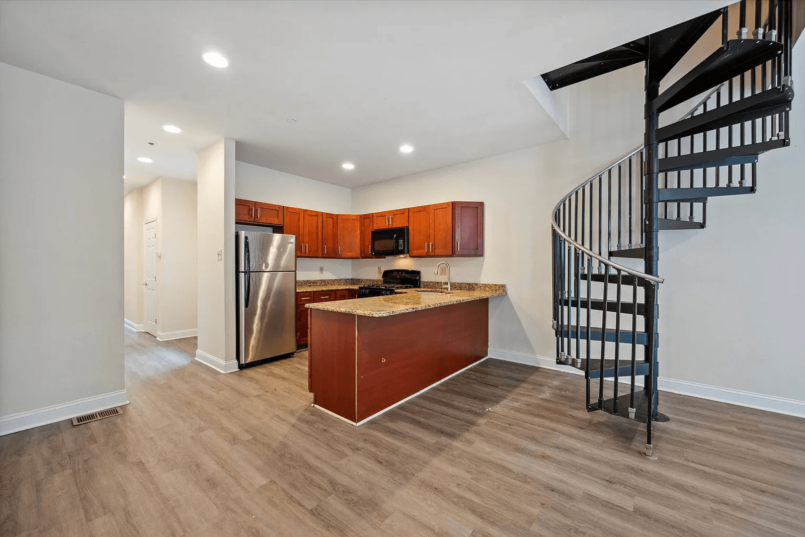 Philadelphia Apartment: 1916 N 18th St