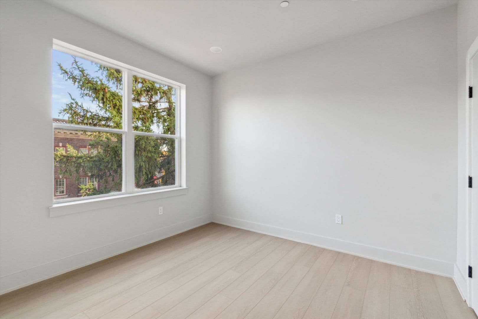 Philadelphia Apartment: 5521 Wayne Ave