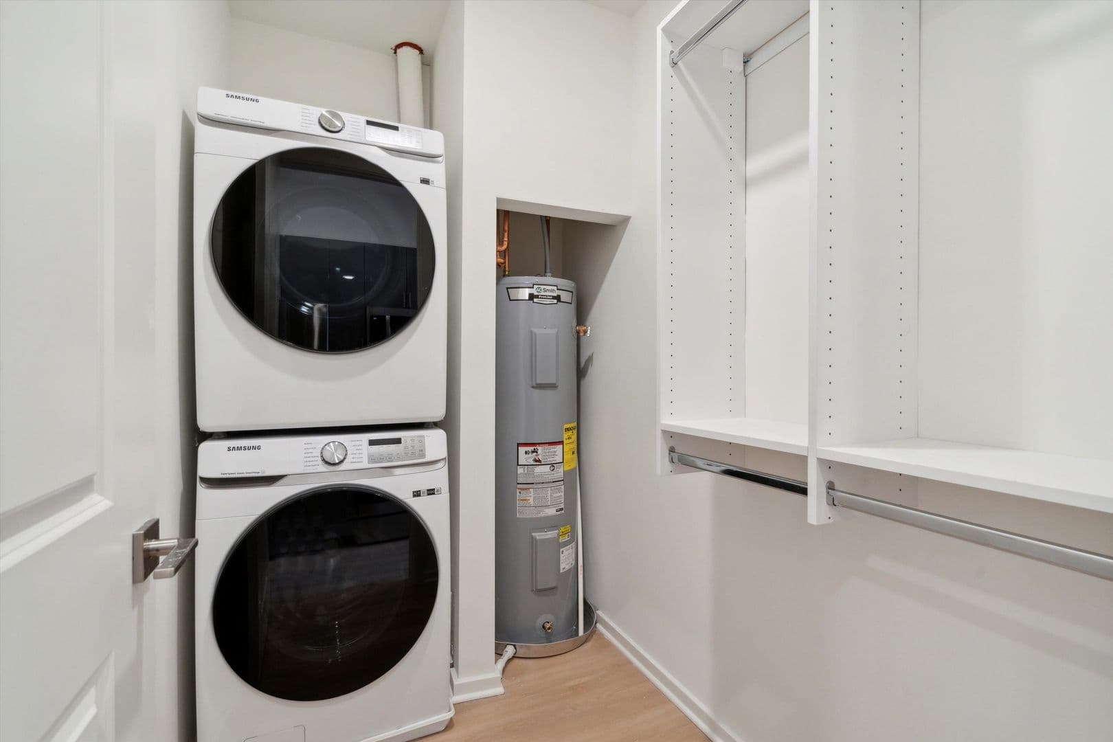 Philadelphia Apartment: 225 N 12th St