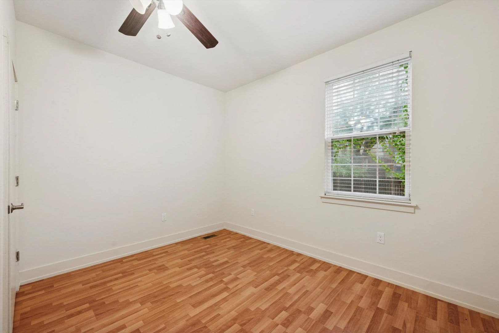 Philadelphia Apartment: 1501 Master St