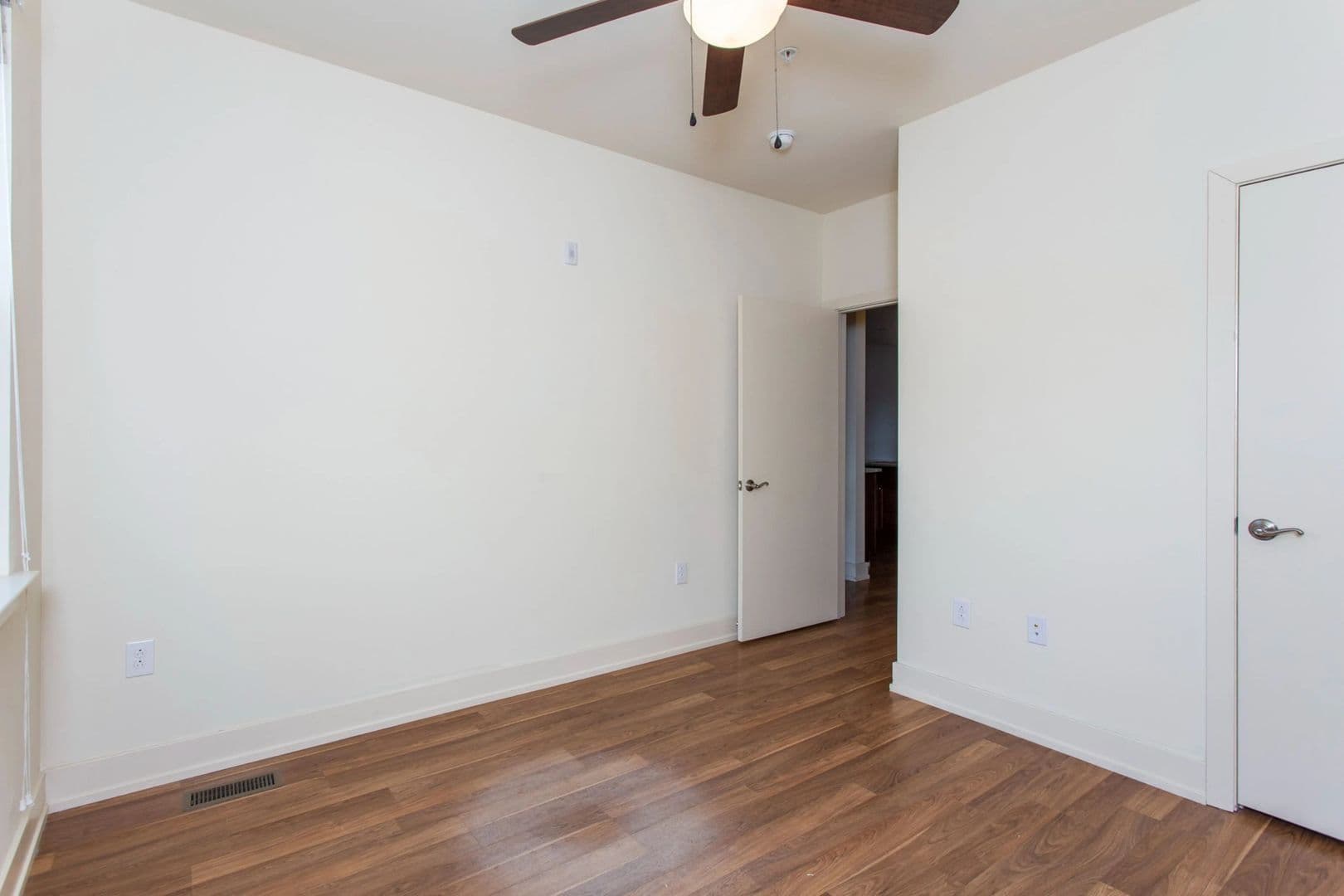 Philadelphia Apartment: 1904 N Marshall St