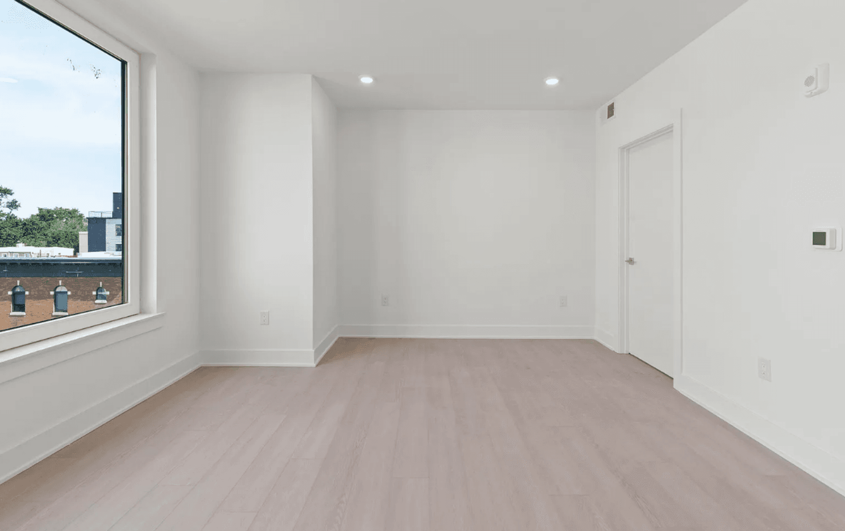 Philadelphia Apartment: 2000 Dreer St