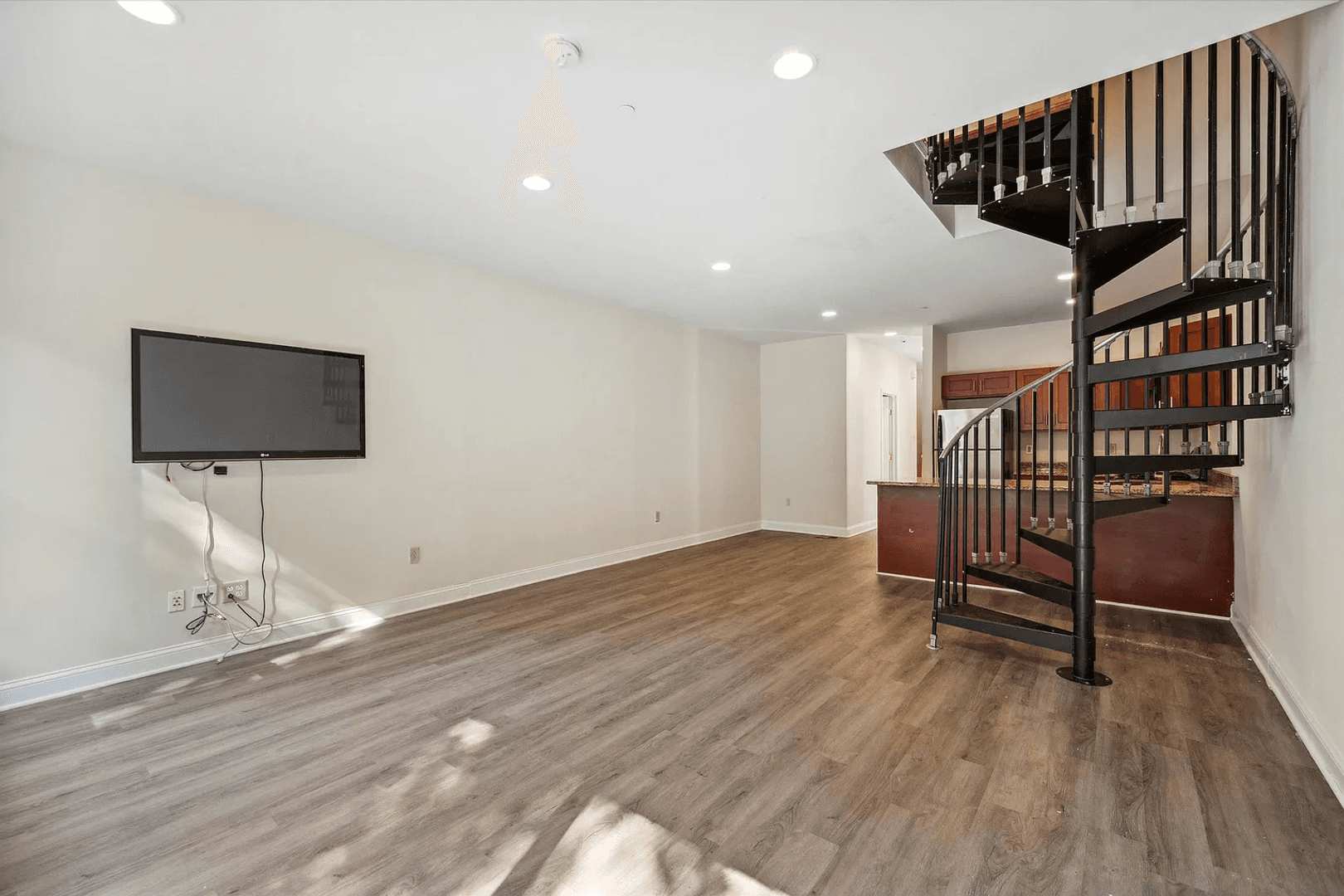 Philadelphia Apartment: 1916 N 18th St
