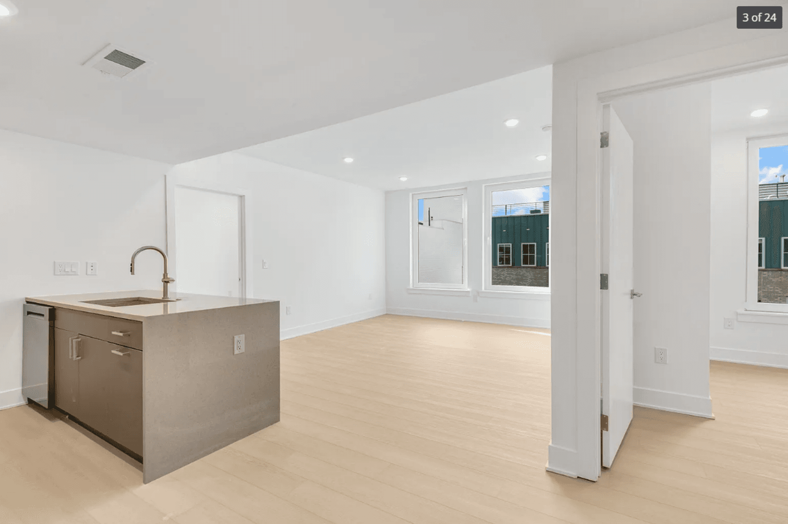 Philadelphia Apartment: 2000 Dreer St