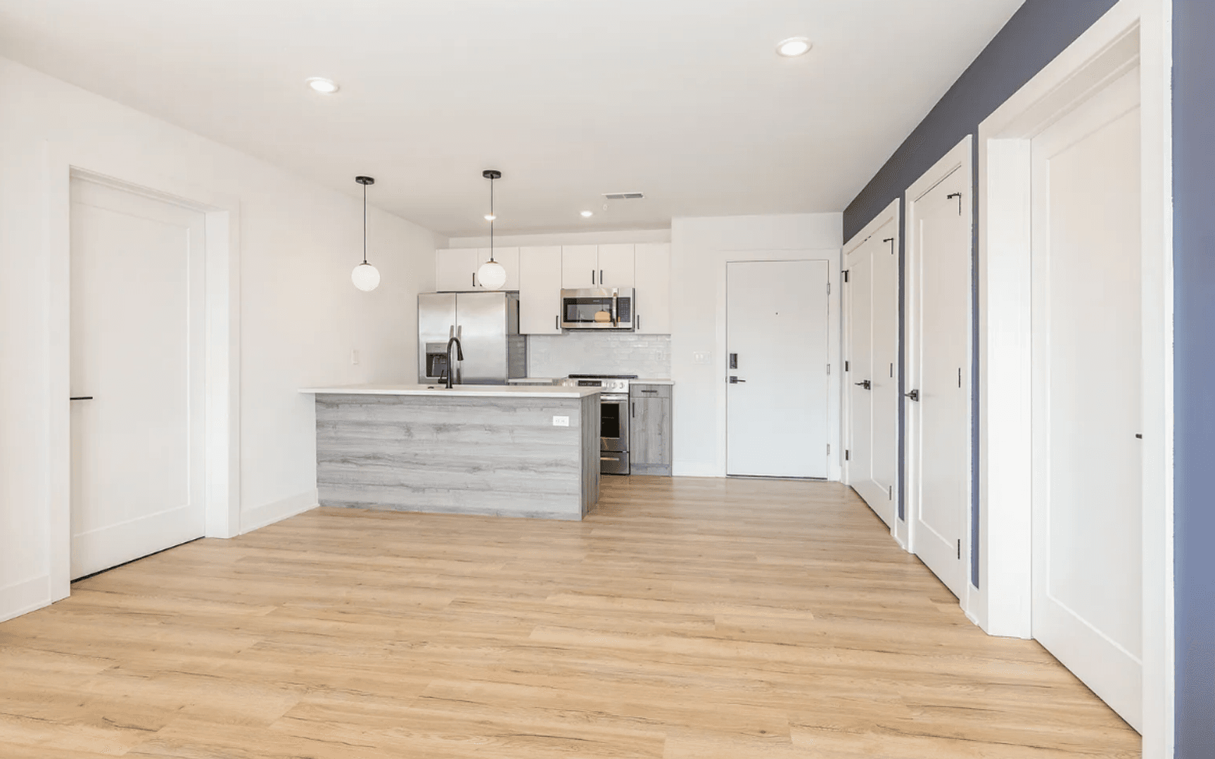 Philadelphia Apartment: 629 W Girard Ave