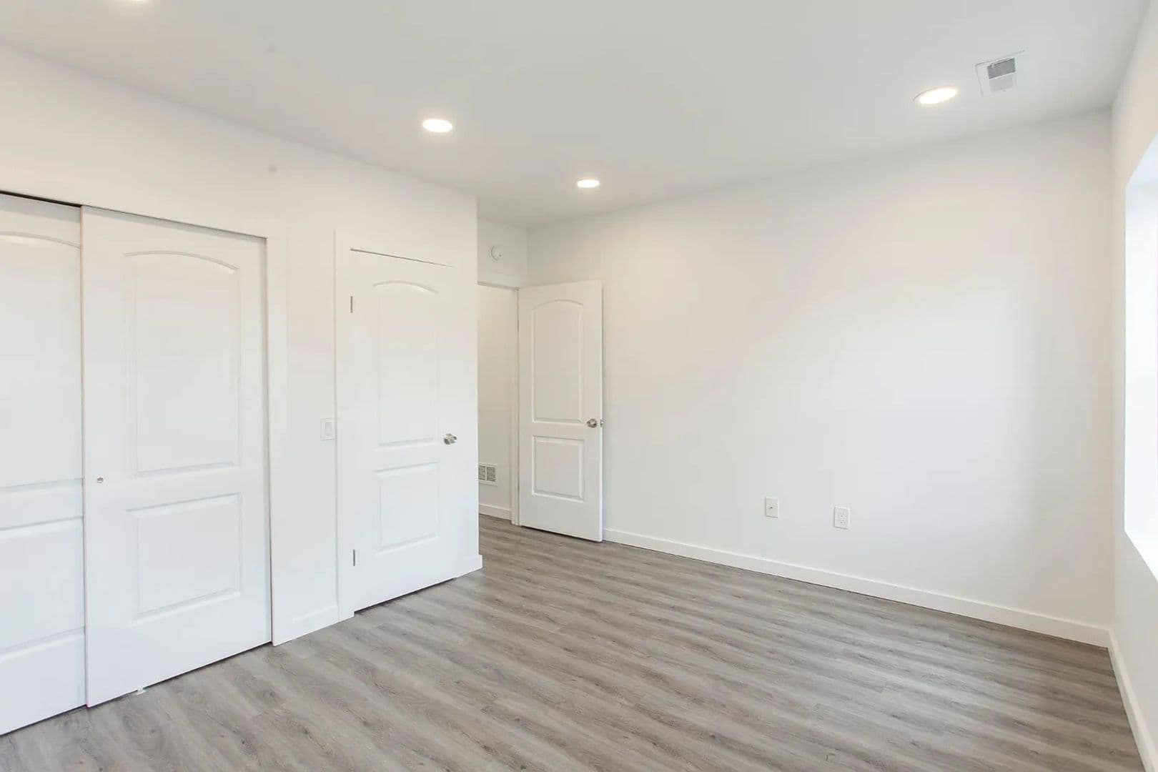 Philadelphia Apartment: 2131 N 8th St