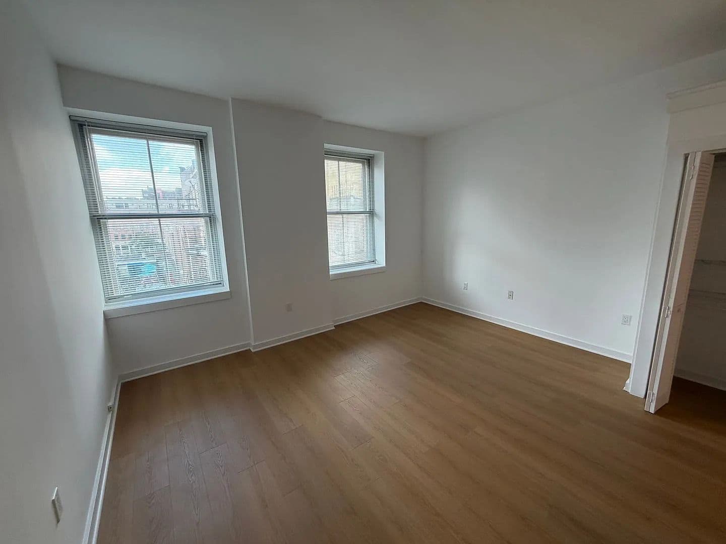 Philadelphia Apartment: 237 Chestnut St