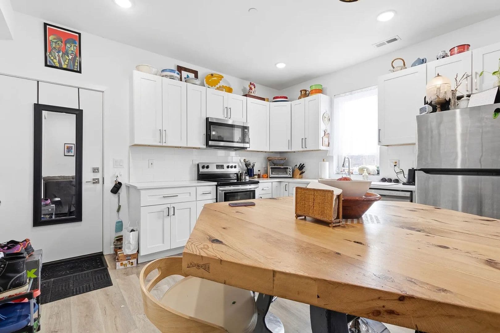 Philadelphia Apartment: 2400 Germantown Ave