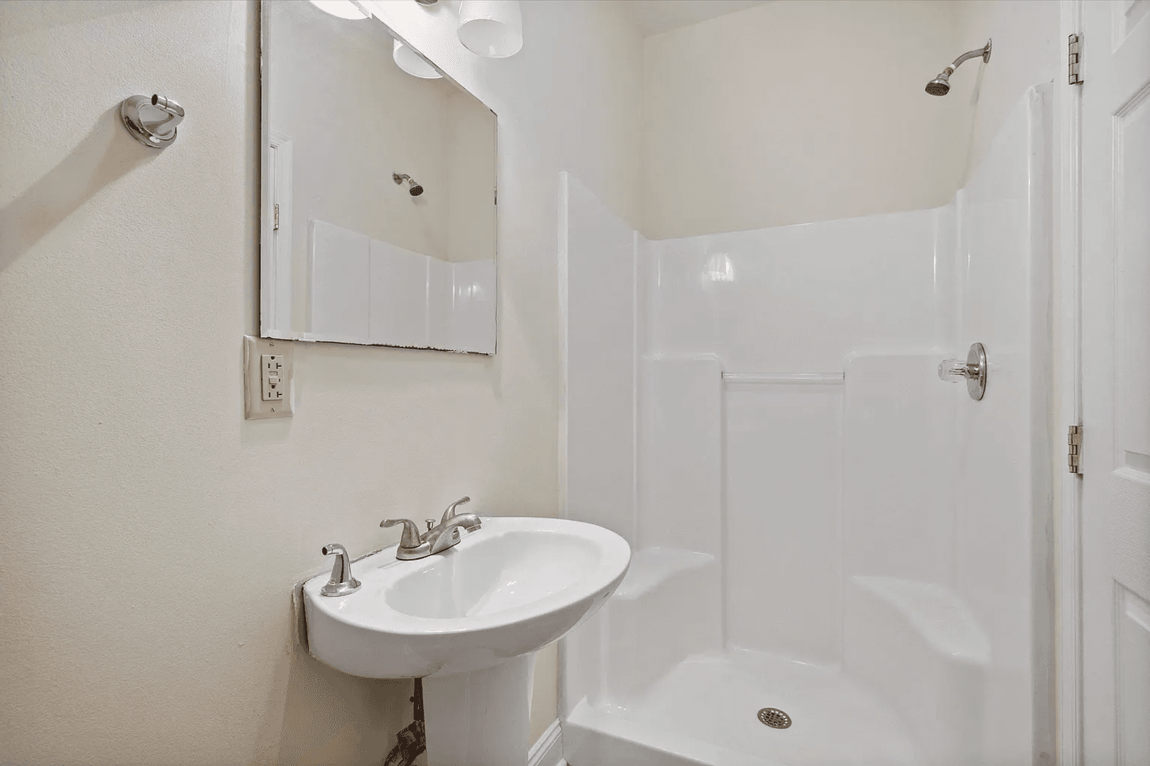 Philadelphia Apartment: 1916 N 18th St