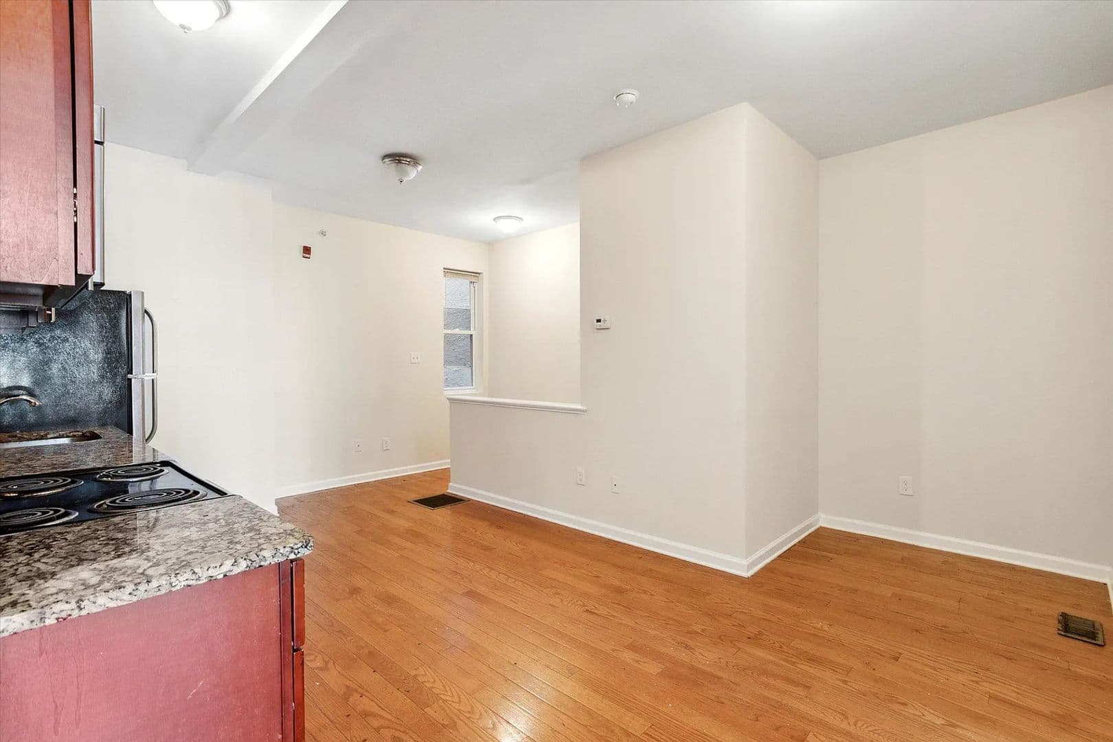 Philadelphia Apartment: 1519-21 N 16th St