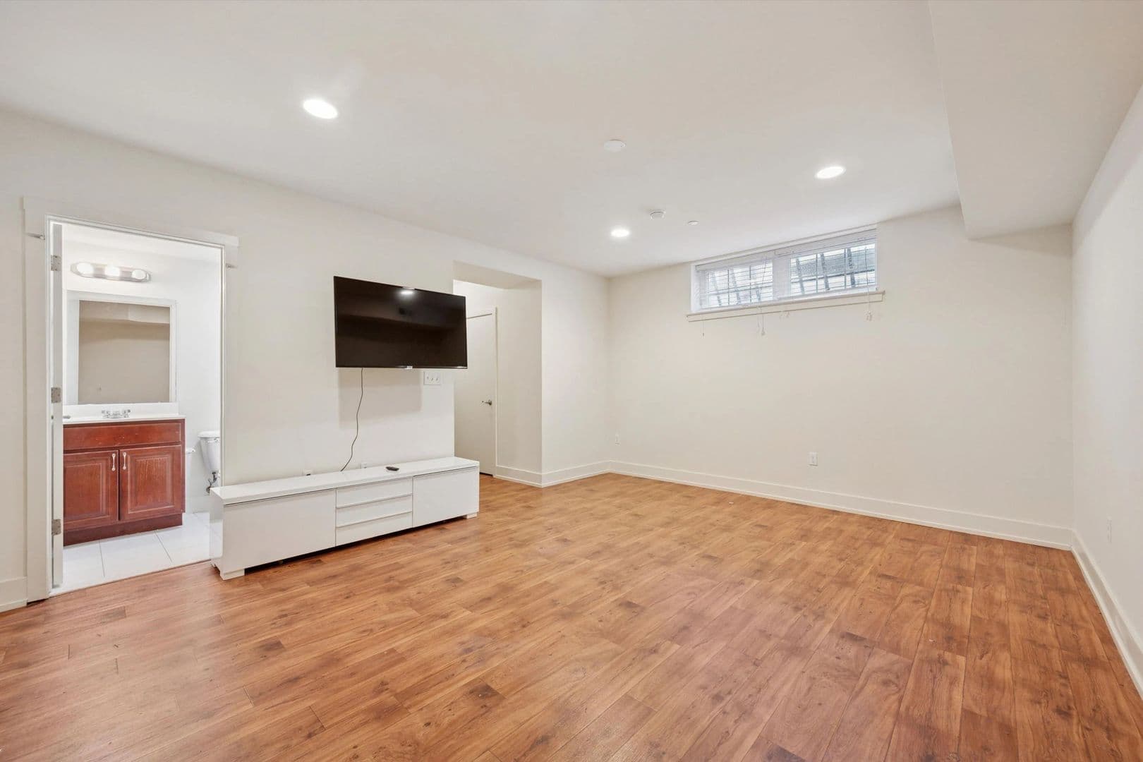 Philadelphia Apartment: 1501 Master St