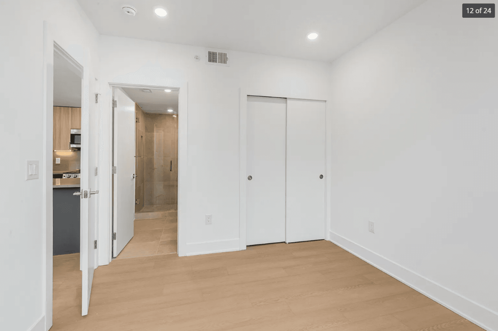 Philadelphia Apartment: 2000 Dreer St