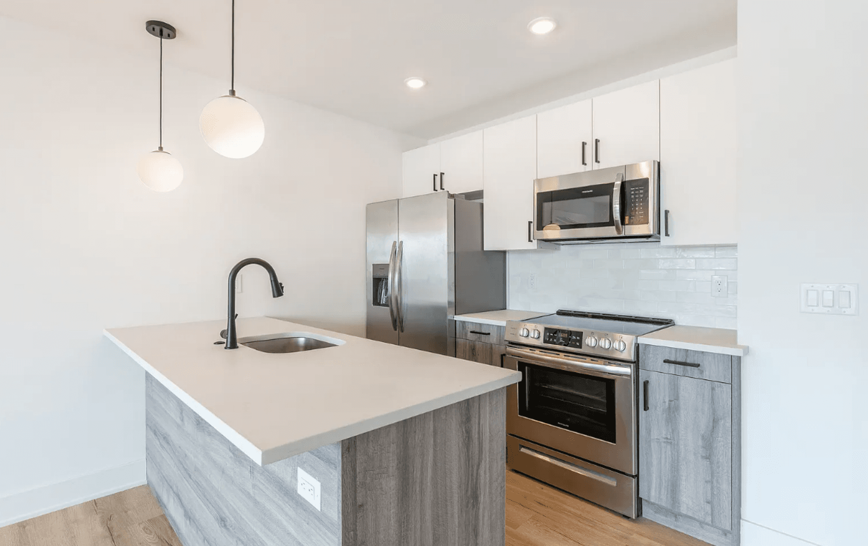 Philadelphia Apartment: 629 W Girard Ave