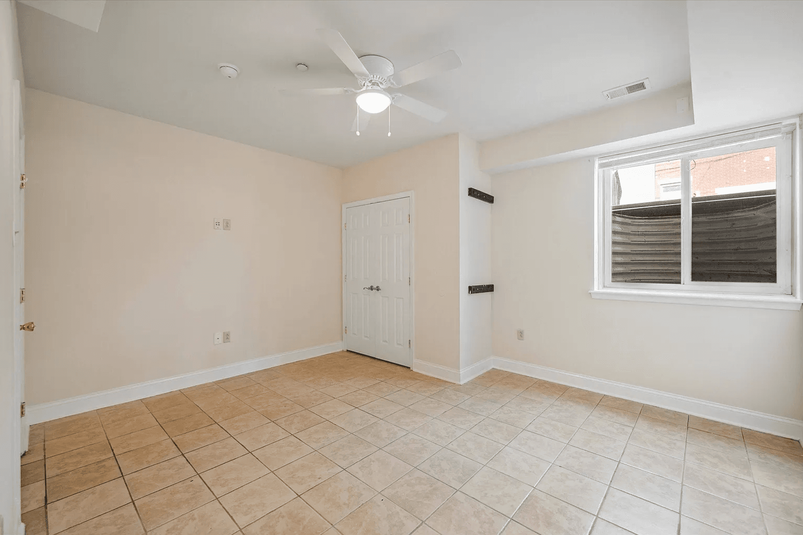 Philadelphia Apartment: 1916 N 18th St