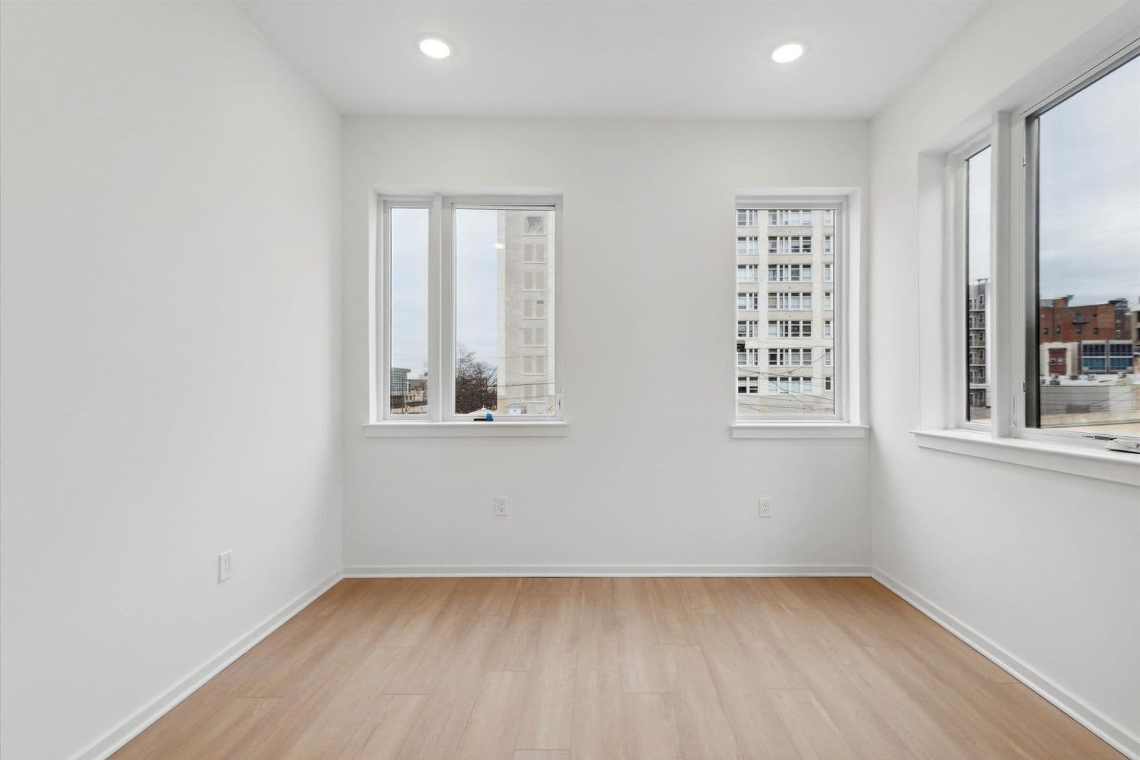 Philadelphia Apartment: 245 N 12th St