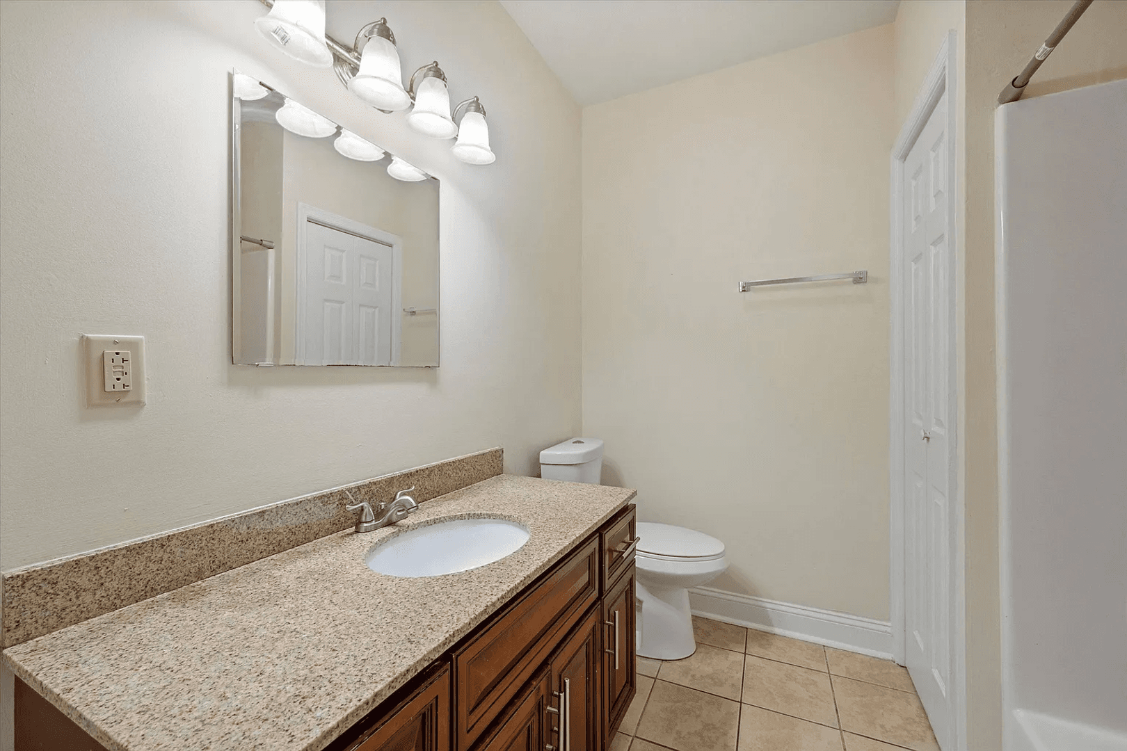 Philadelphia Apartment: 1916 N 18th St