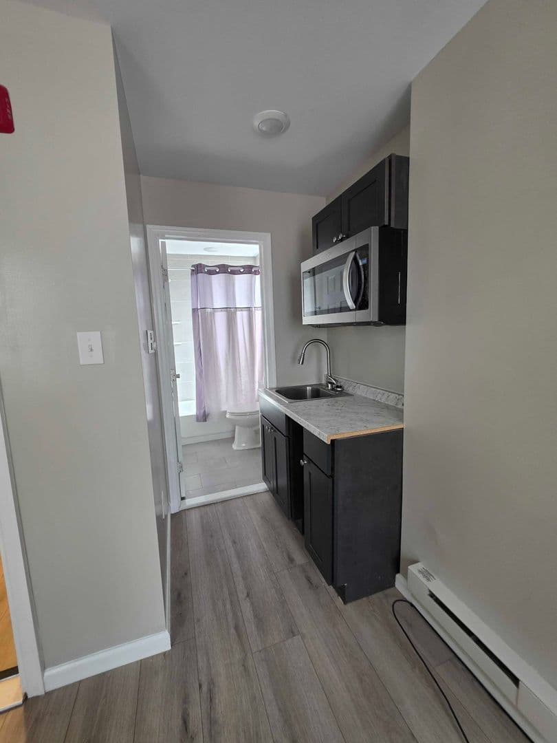 Philadelphia Apartment: 4821 Griscom St.