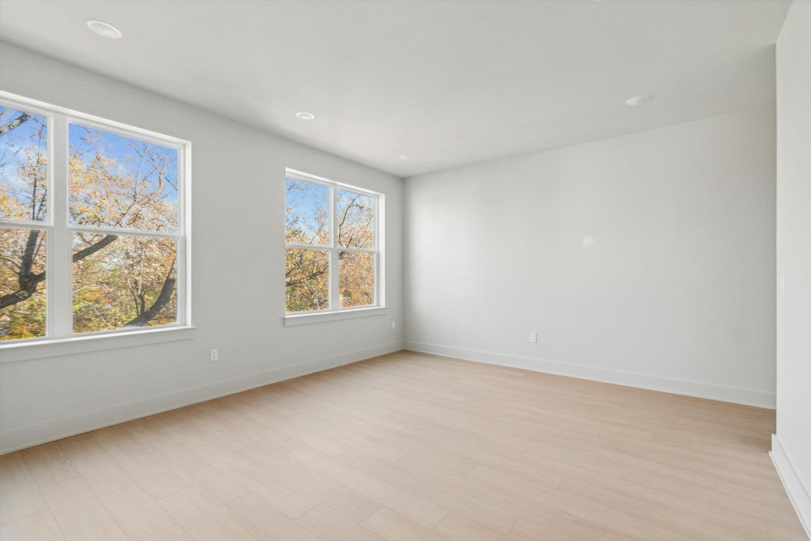 Philadelphia Apartment: 5521 Wayne Ave