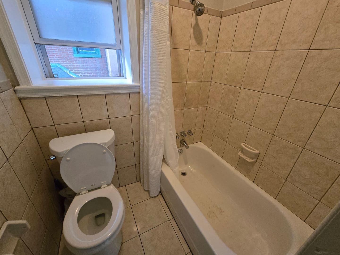 Philadelphia Apartment: 4915 N 13th St