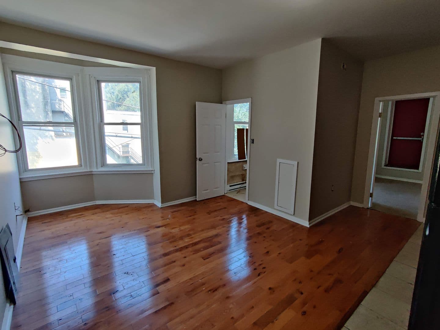 Philadelphia Apartment: 4051 N Broad St