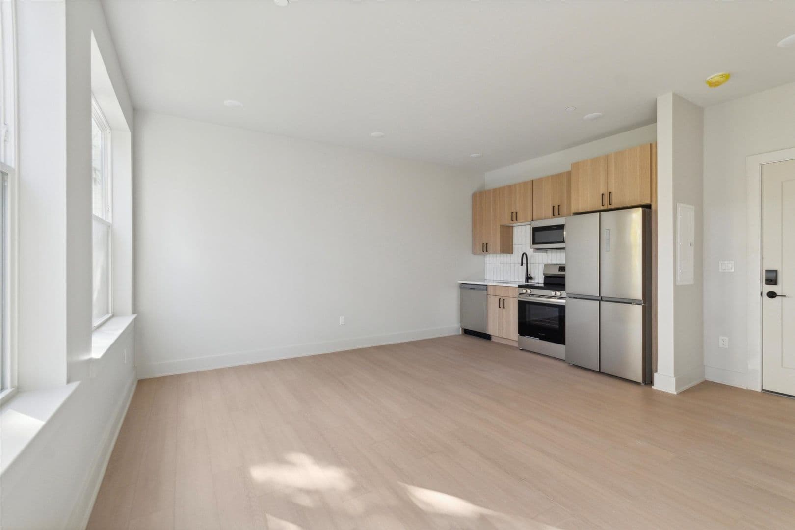 Philadelphia Apartment: 5521 Wayne Ave