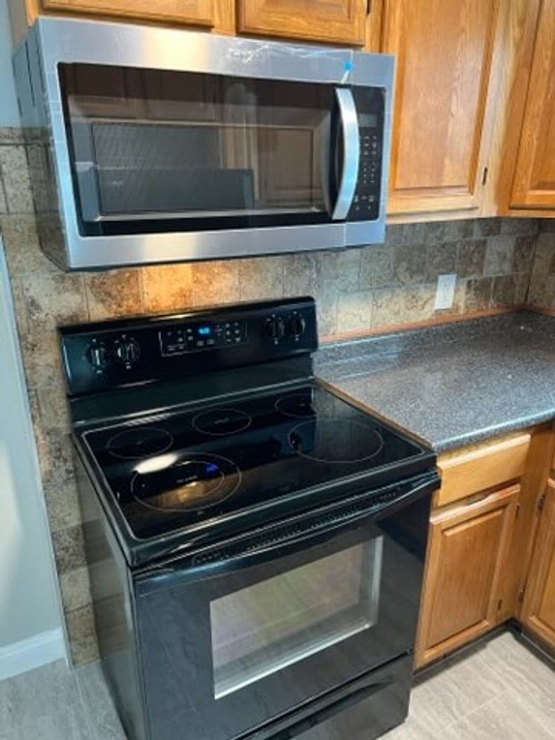 Philadelphia Apartment: 6406 Pearl St,