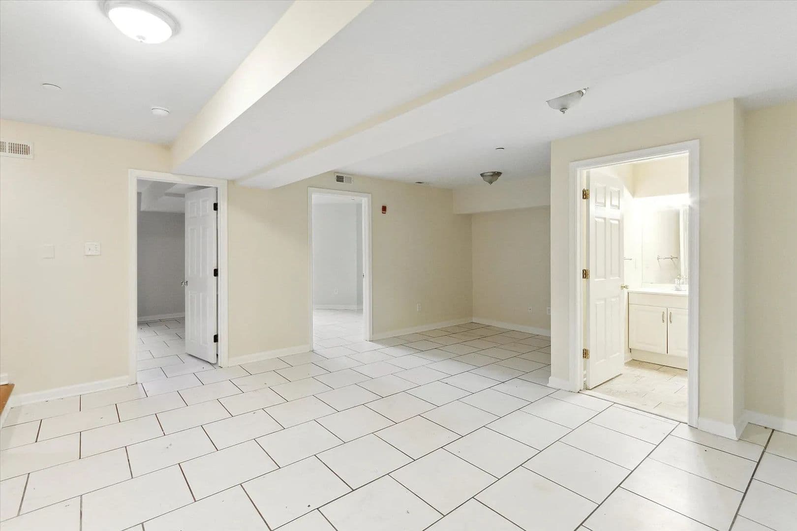 Philadelphia Apartment: 1519-21 N 16th St