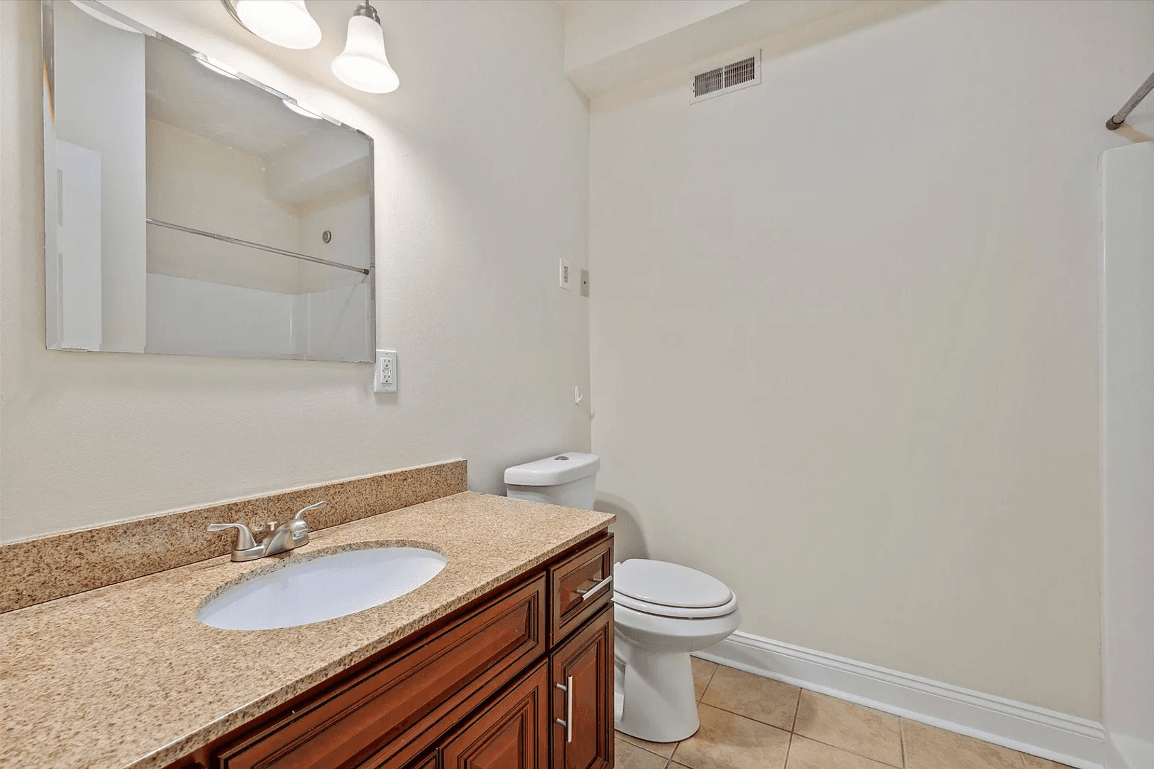 Philadelphia Apartment: 1916 N 18th St