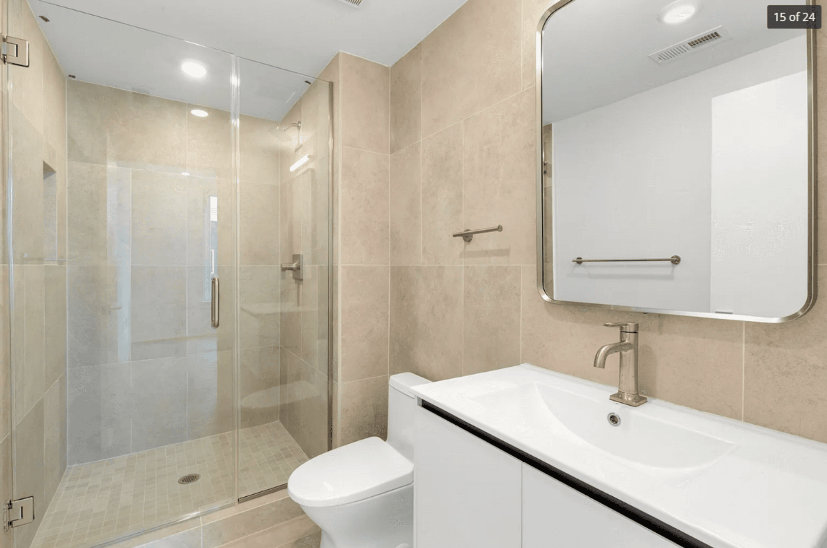 Philadelphia Apartment: 2000 Dreer St