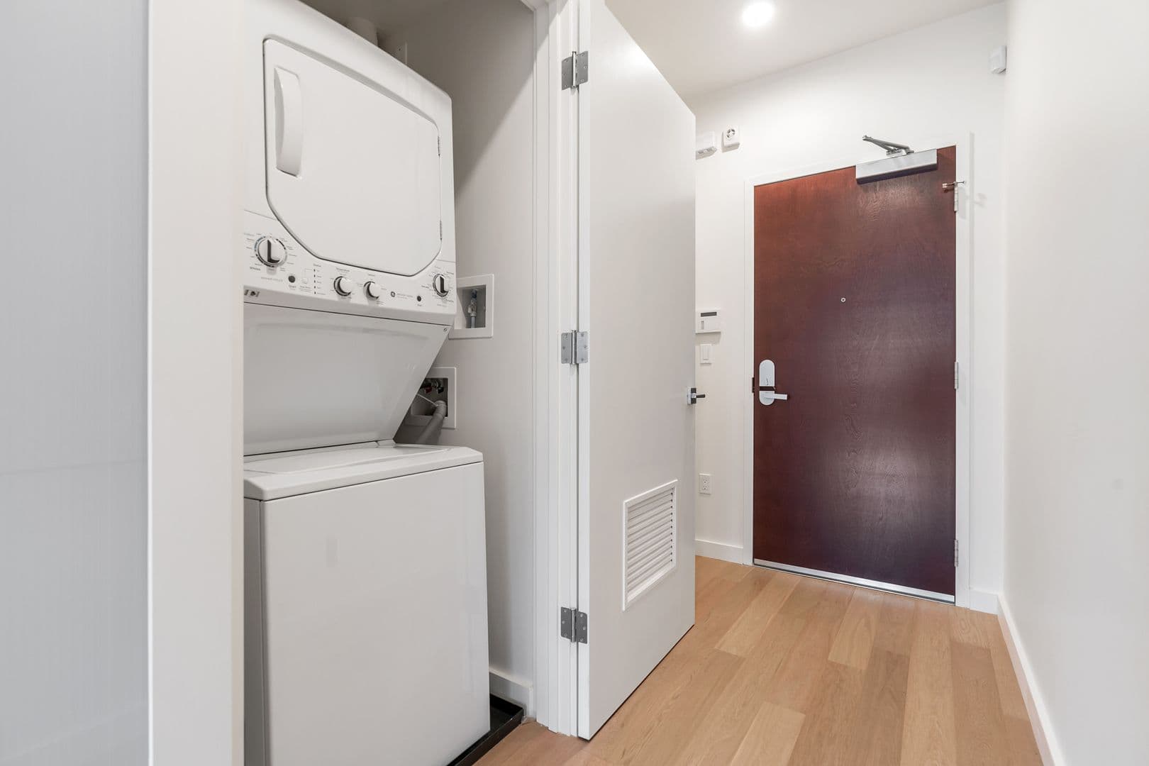 San Francisco Apartment: 1201 Sutter