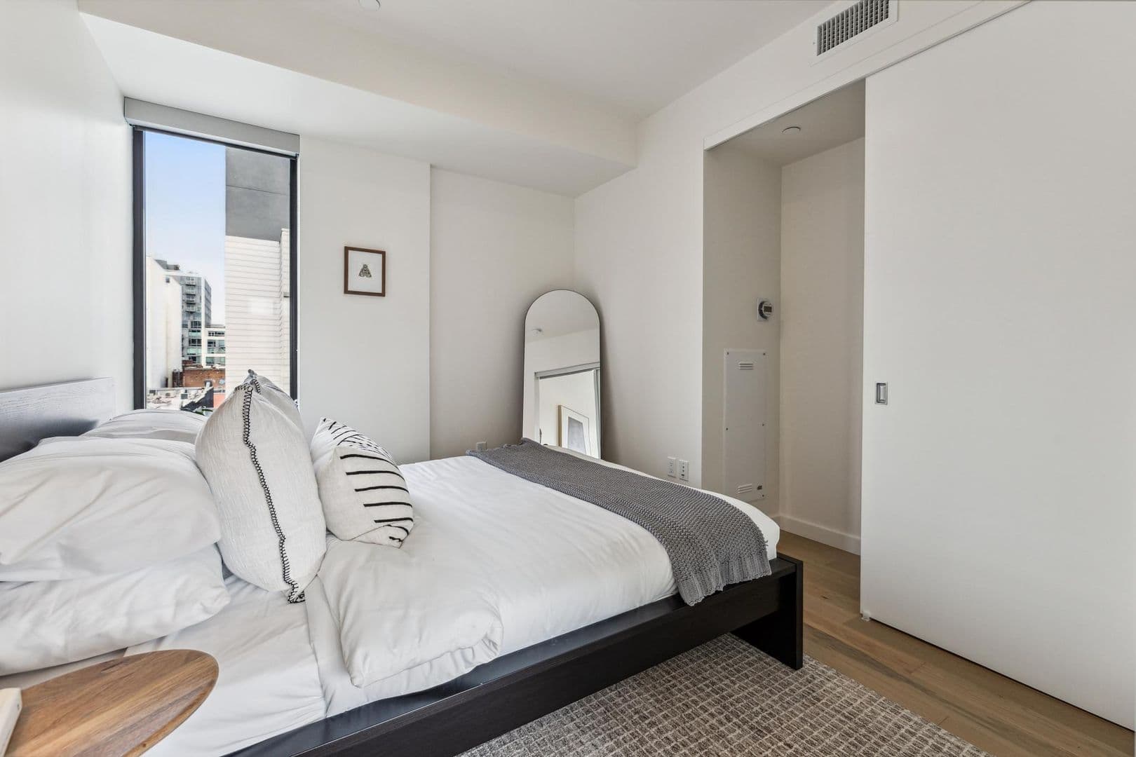 San Francisco Apartment: 1201 Sutter
