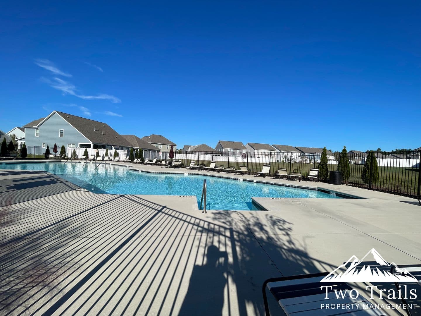 Hendersonville House: 407 Creekview Rd.