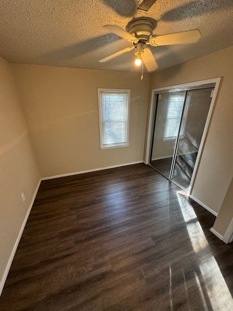 Oklahoma City House: 1502 SE 64th ST