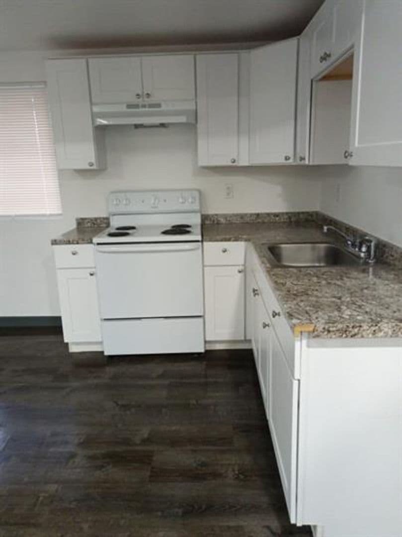 Oklahoma City Apartment: 6111 S Klein Ave