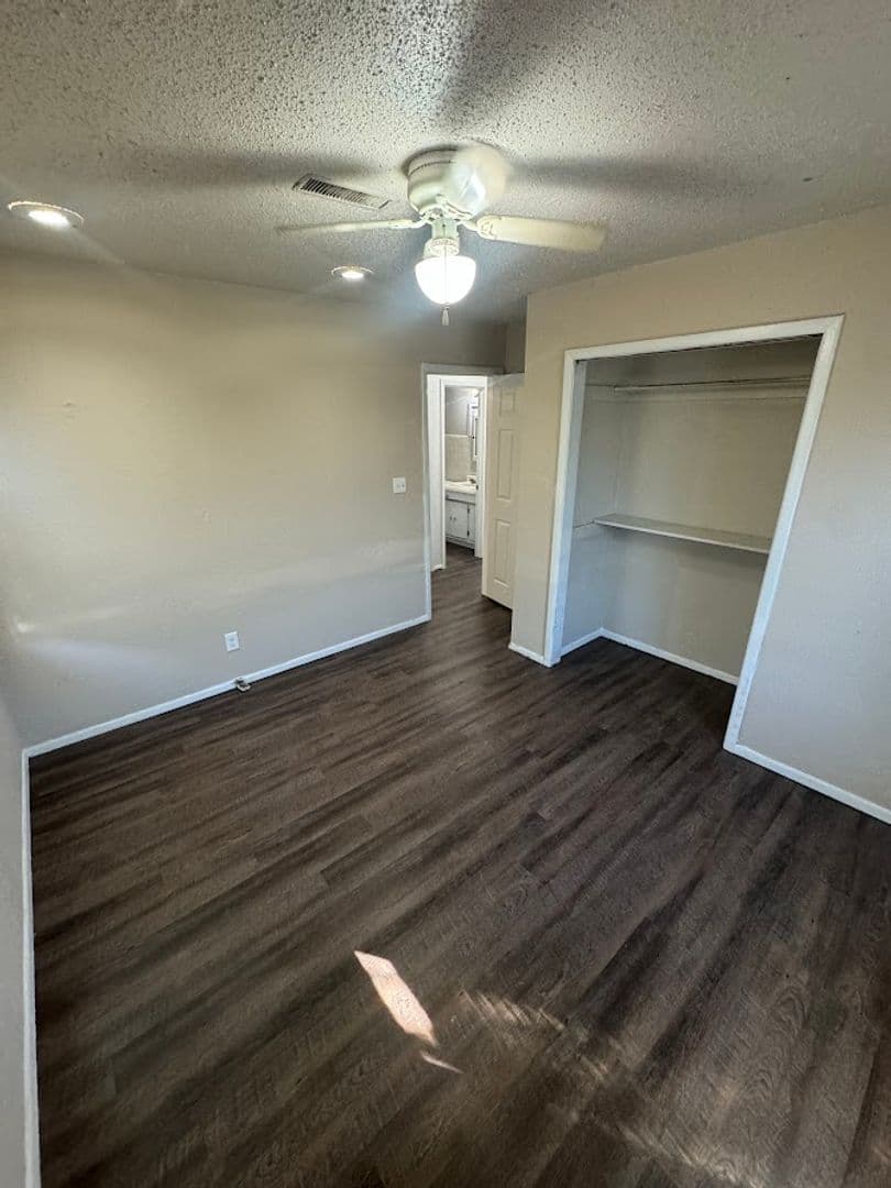 Oklahoma City House: 1502 SE 64th ST