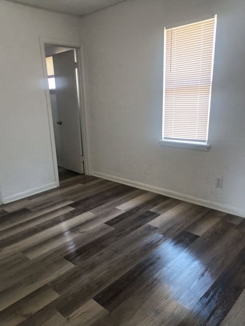 Oklahoma City House: 2821 SW 33rd