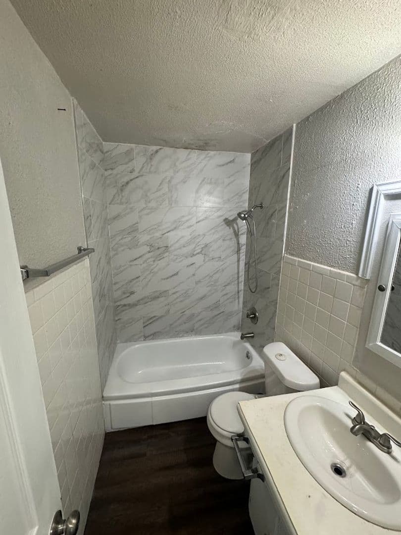 Oklahoma City House: 1502 SE 64th ST