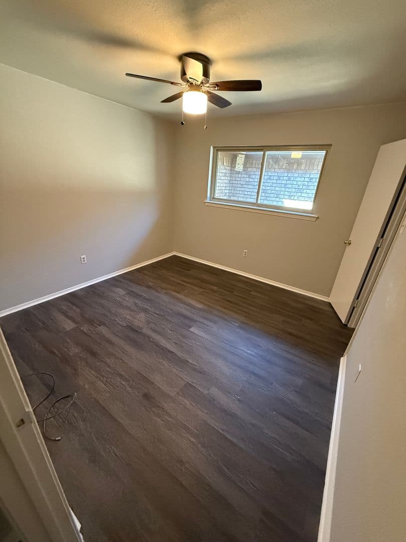 Fort Worth Apartment: 7412-14 Lemonwood Ln.