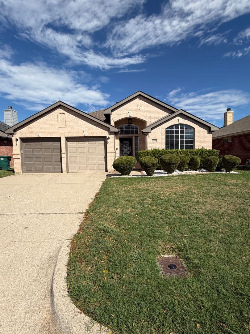 Fort Worth House: 6720 Stockton Dr.