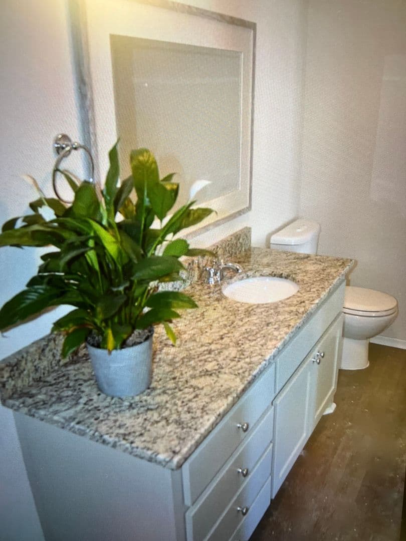 Fort Worth Apartment: 2701-2703 Livingston Ave.