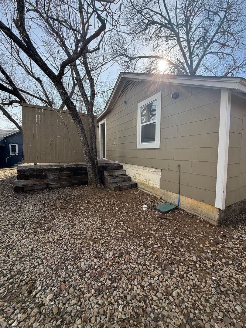FORT WORTH Apartment: 5317 Purington Ave.  B